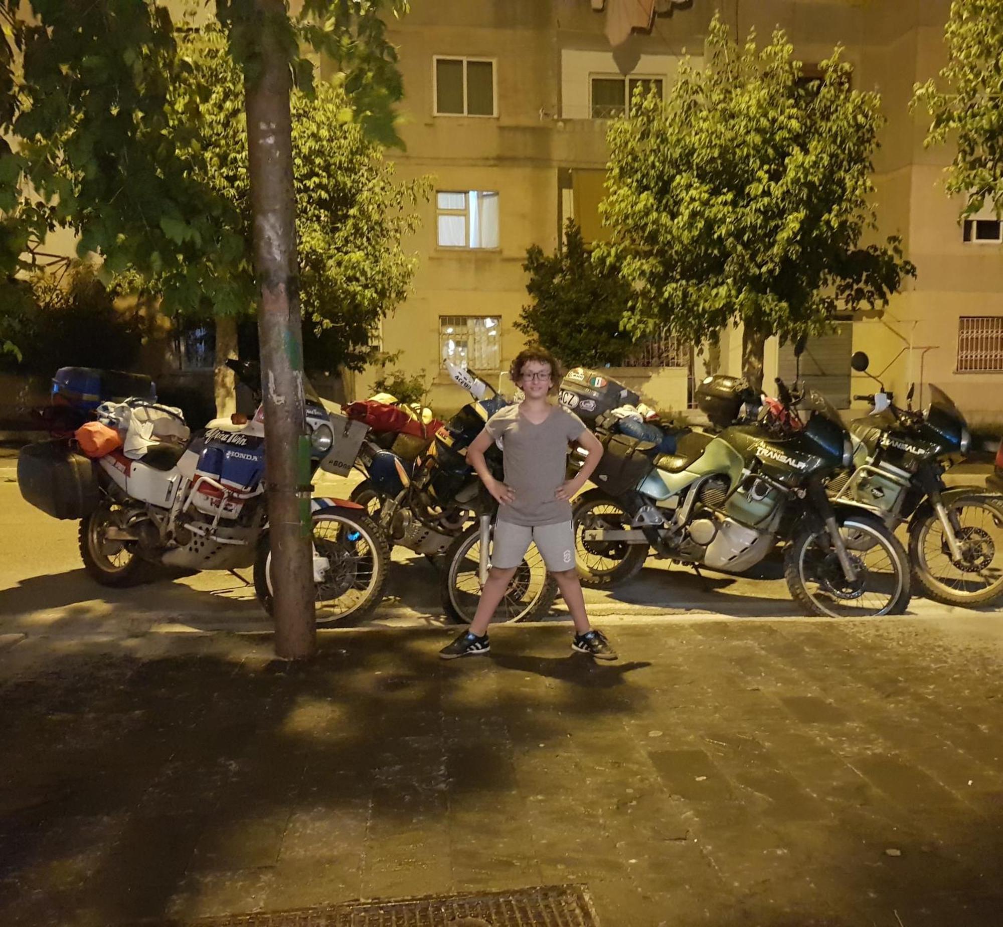 Përmet Dimitri Guest House מראה חיצוני תמונה