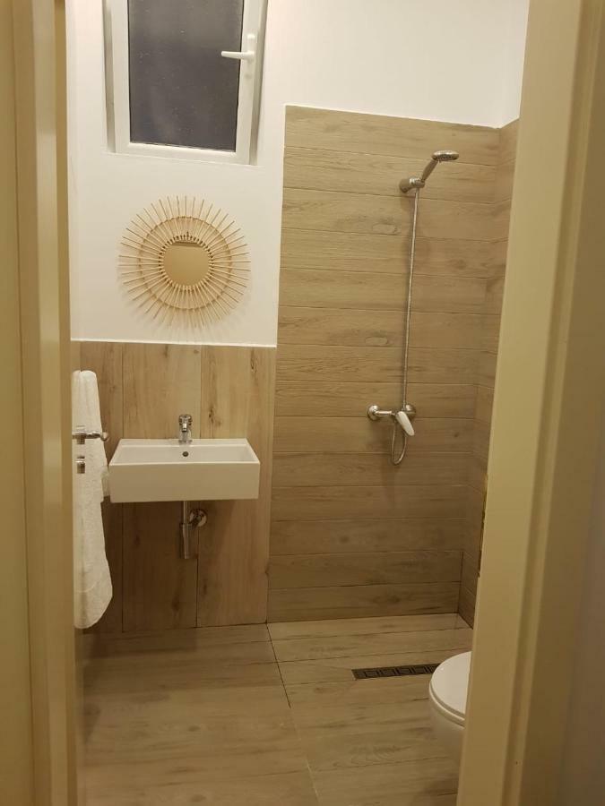 Përmet Dimitri Guest House מראה חיצוני תמונה