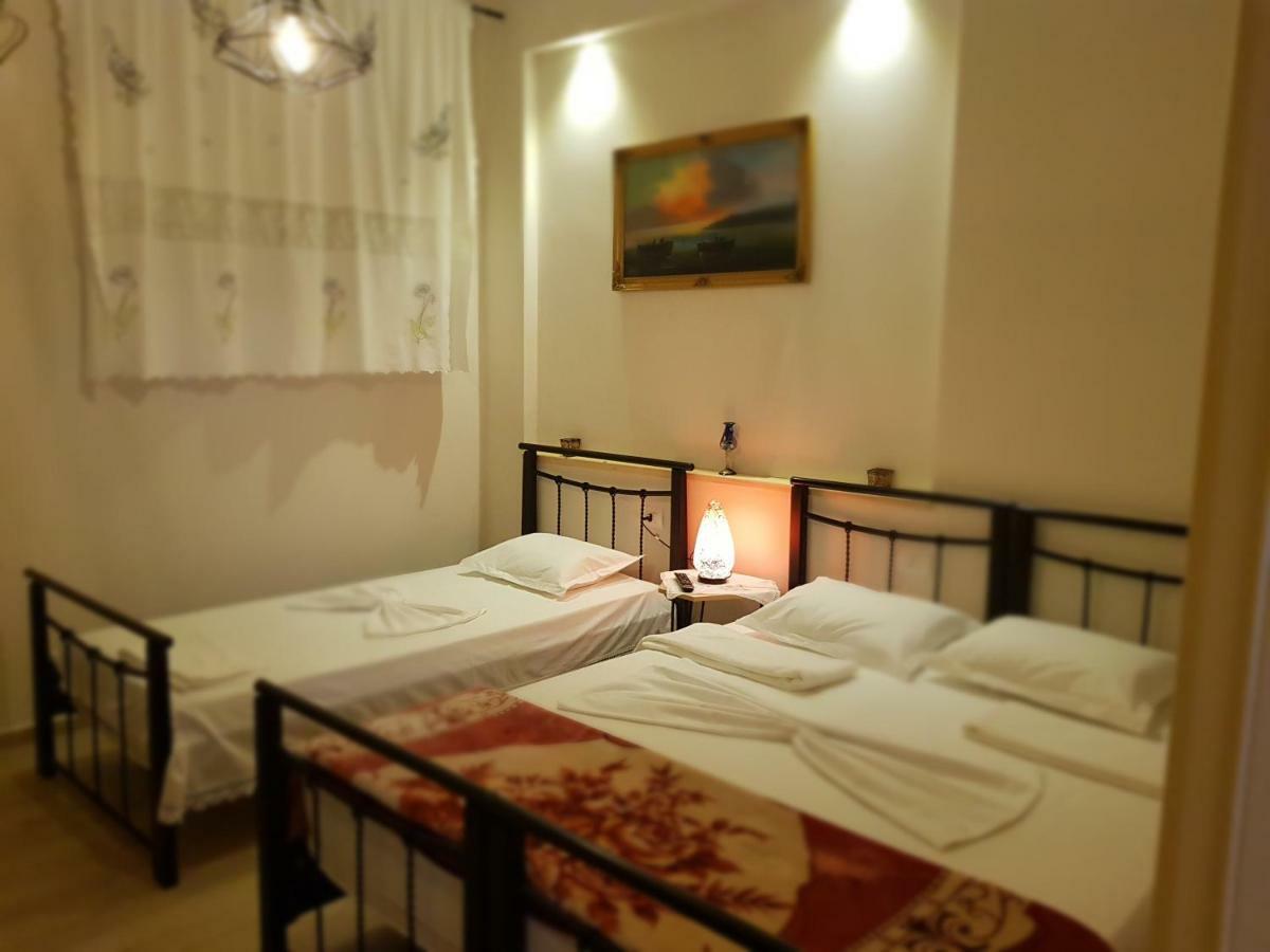 Përmet Dimitri Guest House מראה חיצוני תמונה